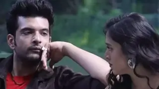BB 15: Karan accuses Tejasswi of abandoning him saying 'Tu chali ja' Thumbnail