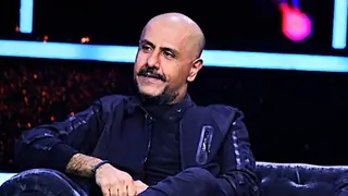 I can't even go hold my Mother in her most difficult time : Vishal Dadlani on his Father's demise Thumbnail