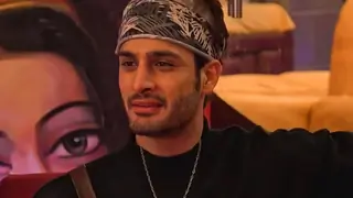 BB 15: Umar Riaz refuses to believe he is out due to fan votes as he posts a message Thumbnail