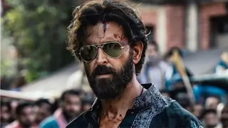 The original ’Vikram’ R Madhavan reacts to Hrithik Roshan’s first look from ‘Vikram Vedha’ Thumbnail