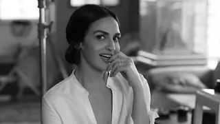Esha Deol shares her expressions on "When u go from biker chick to bahu" photo cannot be missed Thumbnail