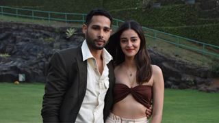 Siddhant Chaturvedi wins over the internet with his adorable gesture as he lends his jacket to Ananya Panday