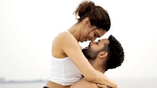 Here's how Siddhant Chaturvedi's uncle reacted to his kissing scene with Deepika Padukone Thumbnail