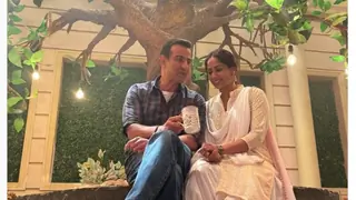 Ronit and Sangita wrap up ongoing schedule for 'Swaran Ghar' Thumbnail