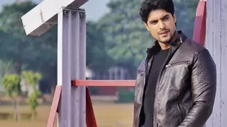 Drunk scene in 'Udaariyaan' was difficult as it was similar to iconic Amar Akbar Anthony scene: Ankit Gupta Thumbnail