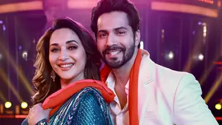 Varun Dhawan teases a new project with Madhuri Dixit; shares a sparkly picture with the Dhak Dhak girl Thumbnail