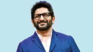 Arshad Warsi to play a double role in the offbeat crime comedy Jeevan Bheema Yojana Thumbnail