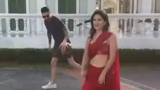 Sunny Leone recreates 'Kuch Kuch Hota Hai's iconic scene with hubby Daniel  thumbnail