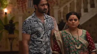 'Woh Toh Hai Albelaa': Saroj slaps Kanha, asks the priest to match Cheeru and Sayuri's kundali  Thumbnail