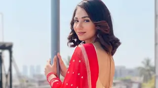 Mose Chhal Kiye Jaaye’s Vidhi Pandya inspires viewers to fulfil their dreams thumbnail
