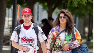 Priyanka and Nick Jonas walk hand in hand while dishing out major couple goals