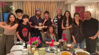 Hrithik Roshan's rumoured girlfriend Saba poses for a family picture with the Roshans