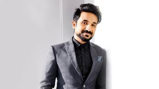 Vir Das takes a dig at the IAS officer couple; tweets "I saw a dog run 100 meters.."