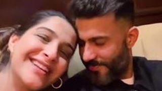 Mom-to-be Sonam Kapoor is all smiles as she reunites with hubby Anand Ahuja 