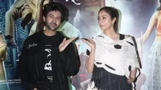 Bhool Bhulaiyaa 2 success bash: Kartik Aaryan, Tabu and others are all smiles  Thumbnail