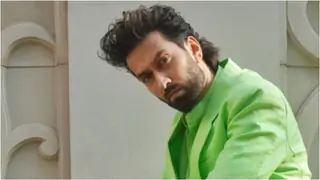 Here’s what ‘Bade Achhe Lagte Hain 2’ actor Nakuul Mehta does when he’s nervous Thumbnail