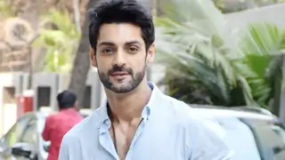 Karan Wahi talks about 'brutal' experience of being unwell since five days Thumbnail