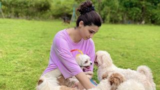 Daisy Shah visits charity pet shelter that suffered losses during pandemic; wins fans’ hearts thumbnail