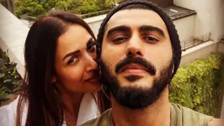 Arjun Kapoor and Malaika Arora share the same jumper as they enjoy their movie date Thumbnail