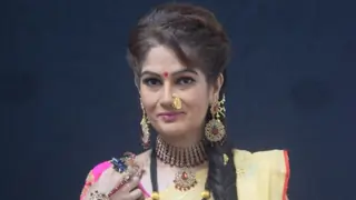 "Being a Maharashtrian, I have grown up hearing stories of Ahilya’s " Ressham Tipniis  Thumbnail