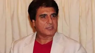 Raj Babbar sentenced to two year imprisonment in 28 year old case Thumbnail
