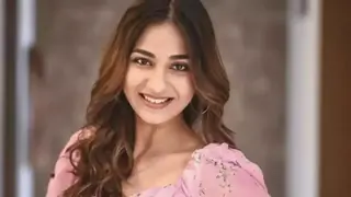 Vidhi Pandya opens up on 'Mose Chhal Kiye Jaaye' going off-air thumbnail