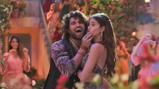 Liger's song 'Akdi Pakdi' out: Experience the peppy vibes with this massy song starring Ananya and Vijay Thumbnail