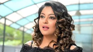 I wish that all my enemies just drop dead somehow: Tanushree Dutta pens emotional note on challenging times Thumbnail