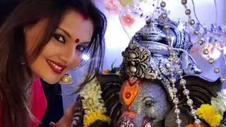 Deepshikha Nagpal prepared a special prasad for her co-actors from the show ‘Na Umra KI Seema Ho’  Thumbnail