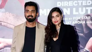 KL Rahul and Athiya Shetty to get married at Shetty's Khandala farmhouse: Reports Thumbnail