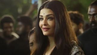 Ponniyin Selvan: Aishwarya is a sight to behold in a royal black ethnic wear for the trailer launch event