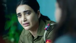 'Karishma Tanna, "It was amazing to be in the same league as Manoj Bajpayee" Thumbnail
