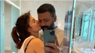 Jacqueline Fernandez continued talking with conman Sukesh even after learning his crimes; wanted to marry him Thumbnail