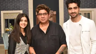 Rajan Shahi arranges a celebration for ‘Yeh Rishta Kya Kehlata Hai’ winning at Ravivaar with Star Parivaar Thumbnail