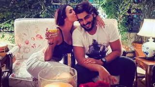 Arjun Kapoor goes on a dinner date with 'best company' Malaika Arora; Pic Thumbnail