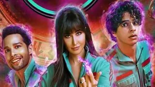 Phone Bhoot: Witness the prettiest ghost Katrina mess up with Sidhhant and Ishaan  Thumbnail