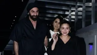 Ranbir Kapoor & Alia Bhatt twin in black as they step out for a dinner date Thumbnail