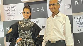 "My father is my backbone" - Smriti Kalra, as she walks the red carpet of LFW with her father