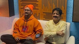 Udit joins Aditya Narayan as he walks into the recording studio to become the voice of 'Lyle, Lyle, Crocodile' thumbnail