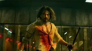 Siddarth Anand: Shah Rukh Khan has pushed his body to breaking point for 'Pathaan' Thumbnail
