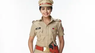 Which side is Karishma on - Chingari Gang or MPT? Find out in Sony SAB's Maddam Sir Thumbnail