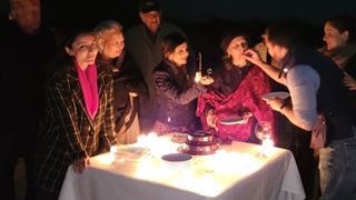 Sharmila Tagore celebrates her birthday with Kareena, Saif, Soha & Saba in Jaisalmer