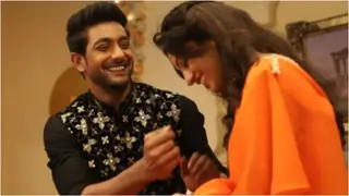 Fahmaan Khan aka Ravi shares some ‘precious moments’ from the set of ‘Pyaar Ke Saath Vachan Dharam Patnii’ Thumbnail