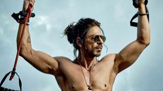 Shah Rukh Khan recieves death threats; Ayodhya seer says will 'set fire' to theatres screening 'Pathaan'