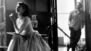 Jacqueline Fernandez on working with Rohit Shetty in Cirkus: Being a part of your team has always been a dream Thumbnail