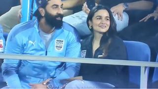 Alia Bhatt & Ranbir Kapoor exude major couple goals as they celebrate Mumbai City FC's win
