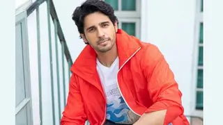 Kareena, Vicky Kaushal, Rashmika, & others extend their wishes to Sidharth Malhotra on his 38th birthday Thumbnail