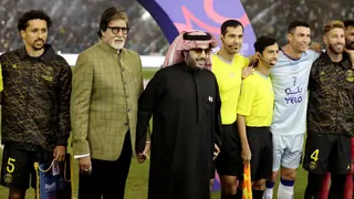 Amitabh Bachchan shares glimpse of his evening with Messi & Cristiano Ronaldo  Thumbnail