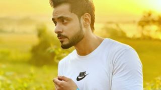 Adnan Khan - "While emoting in front of the camera, I take myself on a flashback"