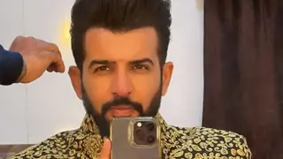 Jay Bhanushali shares first glimpse from him new show with Tina Datta  Thumbnail